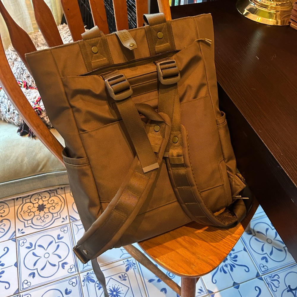Dagne Dover Petra Convertable Bag in MOSS - Picture 10 of 12